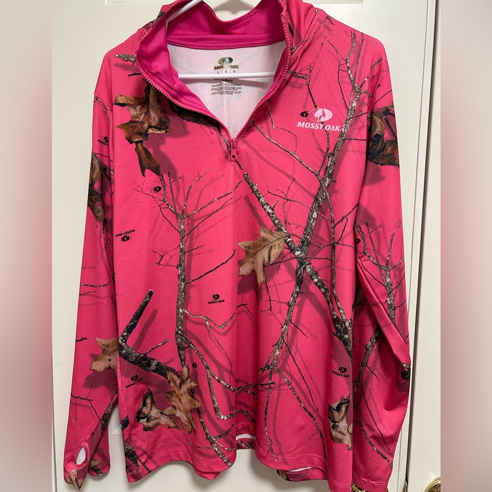 Women's pink camouflage shirt.